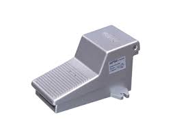 4F Series Foot Pedal Valve (5/2 way), 1/4'' Port Size, Aluminum Alloy